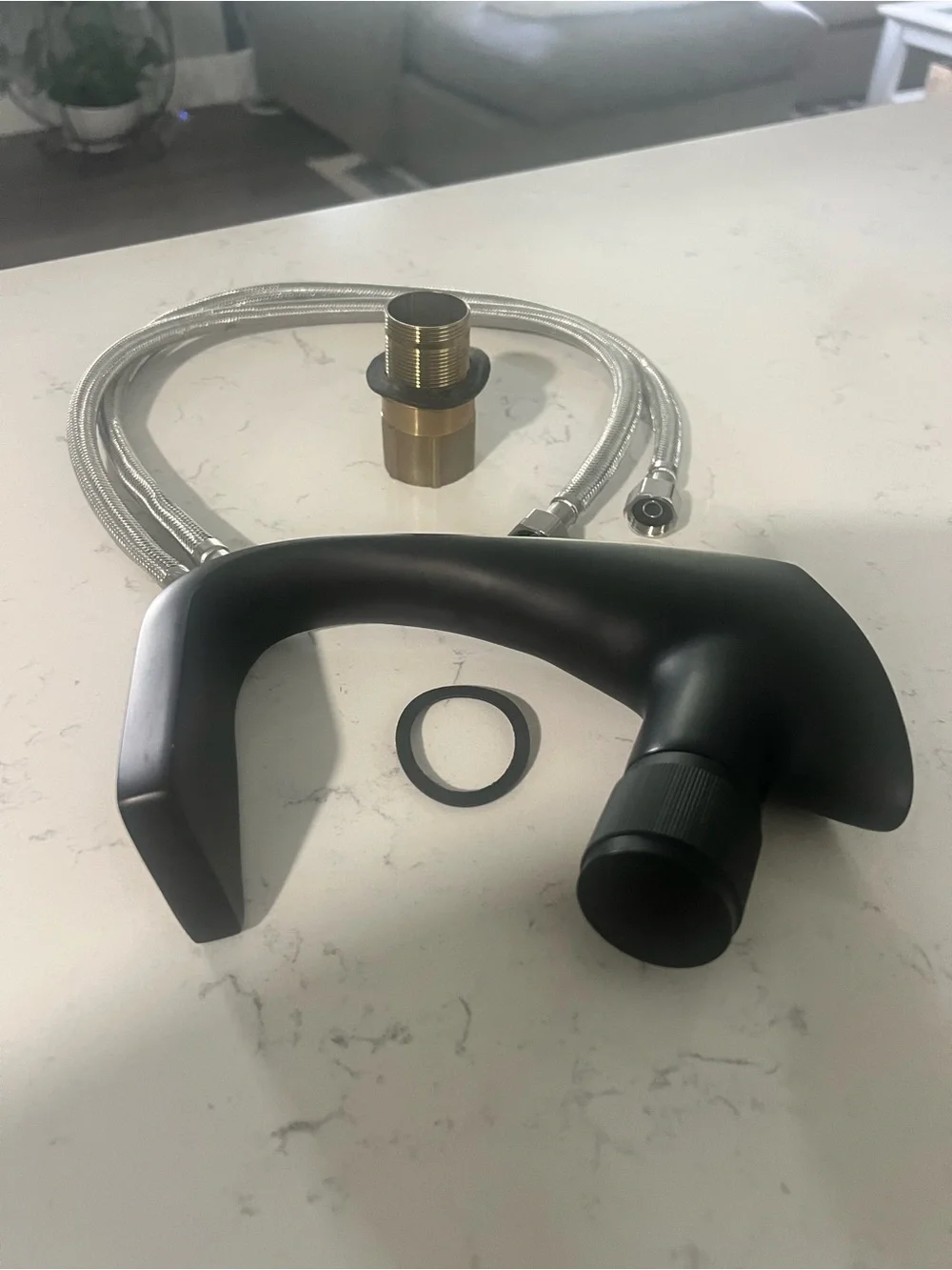 Matte Black Waterfall Bathroom Faucet – Single-Handle Modern Vanity Mixer